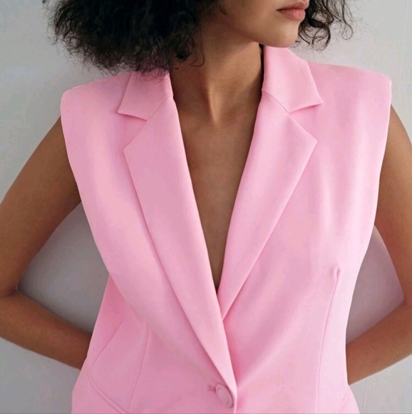 SOLID LAPEL COLLAR FLAP DETAIL WAISTCOAT - Picture 4 of 4